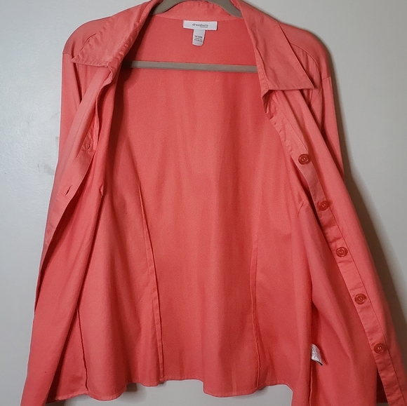 Dressbarn | 18 | 20 | Vibrant Button Up Blouse - Picture 8 of 10